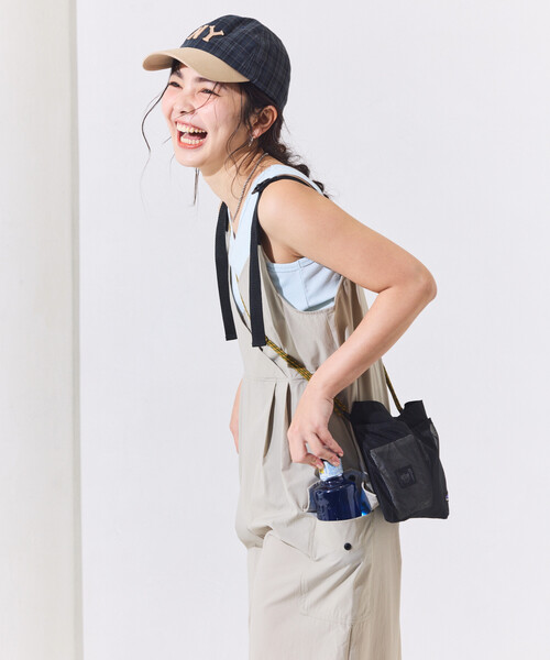 FREAK'S STORE(フリークスストア)の「THOUSAND MILE × FREAK'S STORE/サウザンドマイル 別注 UVカット カシュクール ワイドサロペット(サロペット/オーバーオール・レディース・ブラック/ベージュ・フリ-)」の18枚目の写真