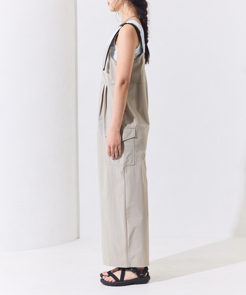 FREAK'S STORE(フリークスストア)の「THOUSAND MILE × FREAK'S STORE/サウザンドマイル 別注 UVカット カシュクール ワイドサロペット(サロペット/オーバーオール・レディース・ブラック/ベージュ・フリ-)」の21枚目の写真