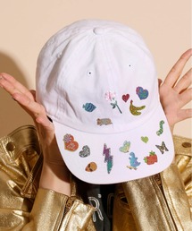 HEY!MrsROSE（ヘイミセスローズ）の「HEY! Mrs ROSE(ヘイ！ミセスローズ)シール風プリントキャップ（キャップ）」