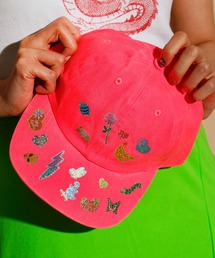 HEY!MrsROSE（ヘイミセスローズ）の「HEY! Mrs ROSE(ヘイ！ミセスローズ)シール風プリントキャップ（キャップ）」