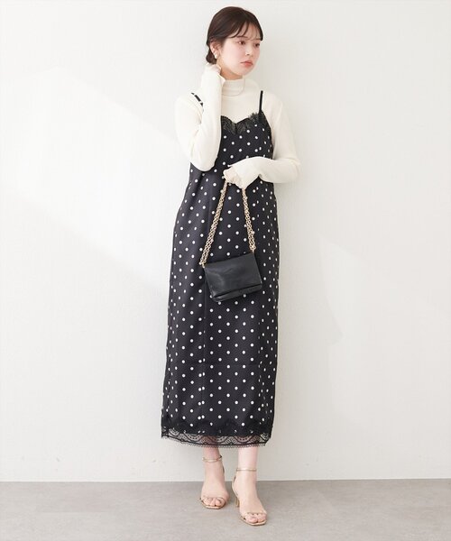 natural couture（ナチュラルクチュール）の「レーストリムキャミワンピース（ワンピース・レディース・ブラック/オフホワイト/チャコールグレー・FREE）」の21枚目の写真