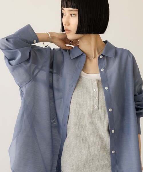 LOWRYS FARM(ローリーズファーム)の「シアーシャツLS 605853(シャツ/ブラウス・レディース・ブラウン/アイボリー/チェック/ピンク/ブルー/イエロー・SHORT/LONG)」の3枚目の写真