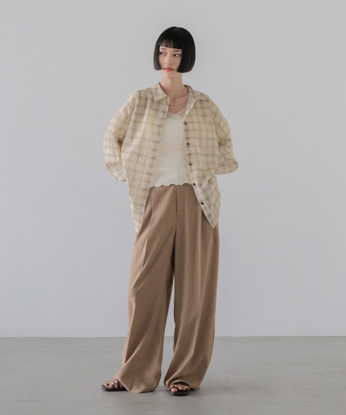 LOWRYS FARM(ローリーズファーム)の「シアーシャツLS 605853(シャツ/ブラウス・レディース・ブラウン/アイボリー/チェック/ピンク/ブルー/イエロー/チャコールグレー・SHORT/LONG)」の20枚目の写真