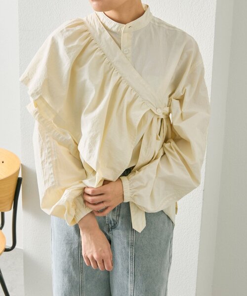 ear PAPILLONNER（イアパピヨネ）の「フリル付スポーティシャツ【SUM1 STYLE】（シャツ/ブラウス・レディース・ホワイト/ブラック・FREE）」の4枚目の写真