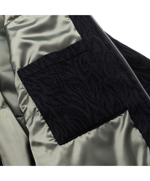 CALEE(キャリー)の「VINTAGE TYPE JACQUARD DROP FIELD JACKET(ブルゾン・メンズ・ブラック・MEDIUM)」の3枚目の写真