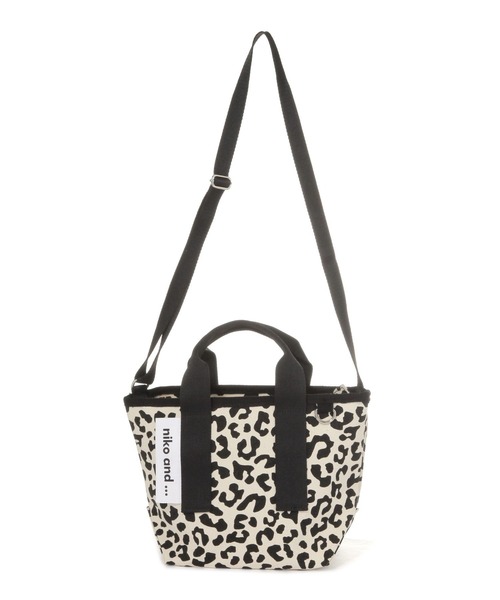 niko and...（ニコアンド）の「ニコロゴキャンバスショルダーバッグ【ニコロゴトート】（ショルダーバッグ・レディース・その他3/その他1/その他2・0）」の4枚目の写真