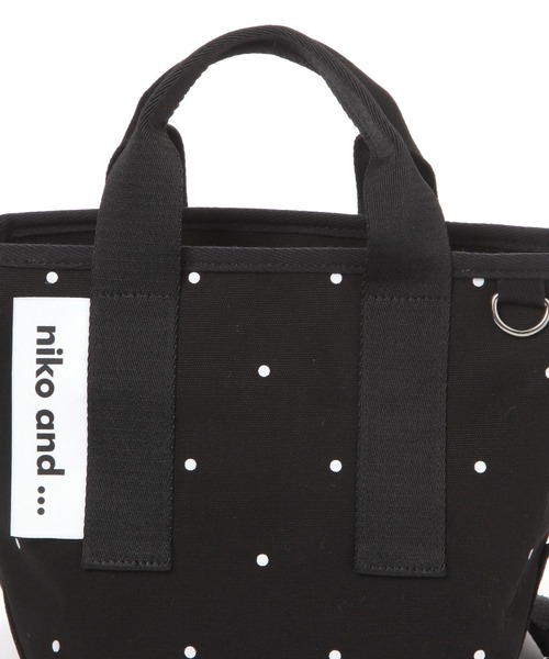 niko and...（ニコアンド）の「ニコロゴキャンバスショルダーバッグ【ニコロゴトート】（ショルダーバッグ・レディース・その他3/その他1/その他2・0）」の16枚目の写真