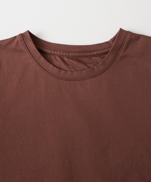MICA&DEAL（マイカ＆ディール）の「[MICA&DEAL/マイカアンドディール] ワンポイントロゴ刺繍Tシャツ（Tシャツ/カットソー・レディース・ネイビー/ブラウン/ホワイト・F）」の18枚目の写真