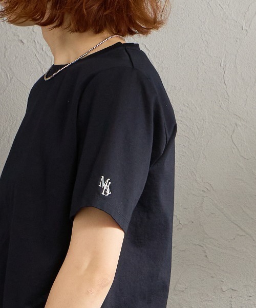 MICA&DEAL（マイカ＆ディール）の「[MICA&DEAL/マイカアンドディール] ワンポイントロゴ刺繍Tシャツ（Tシャツ/カットソー・レディース・ネイビー/ブラウン/ホワイト・F）」の11枚目の写真