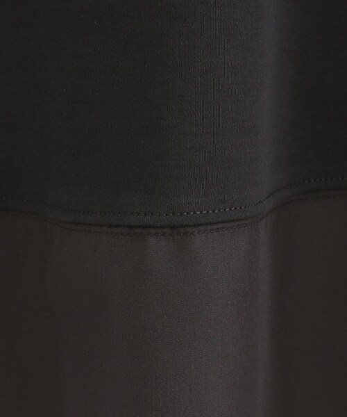 SHOO・LA・RUE（シューラルー）の「【接触冷感/UVカット/抗菌防臭】体型カバーも叶う　裾切り替えAライントップス（Tシャツ/カットソー・レディース・ベージュ系その他7/チャコール/サックスブルー/ブラック・03/02/04）」の9枚目の写真