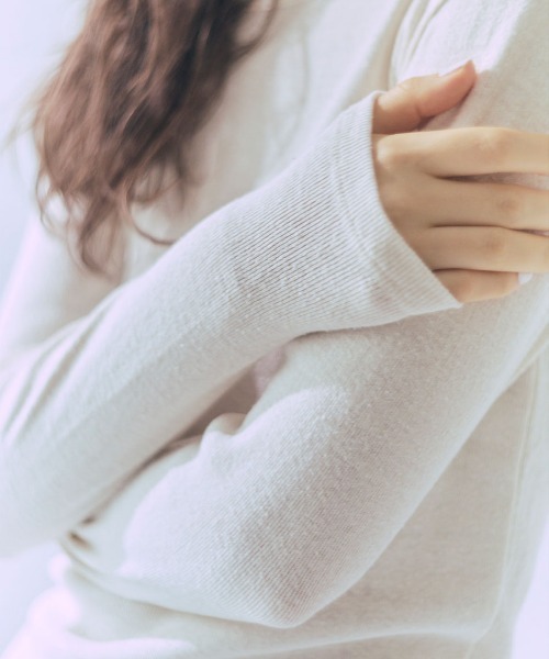 me.(ミードット)の「【 me. / ミードット 】washable silk fraise ロングTシャツ me-25415 HPI(Tシャツ/カットソー・レディース・ライム/アイボリー/ブラック・FREE)」の4枚目の写真