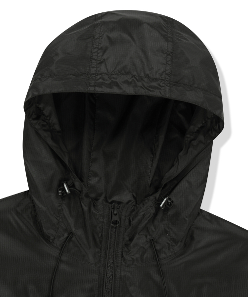 BROWNBREATH(ブラウンブレス)の「W SHRRING LIGHT WINDBREAKER - BLACK(ナイロンジャケット・レディース・その他・SMALL/MEDIUM)」の4枚目の写真
