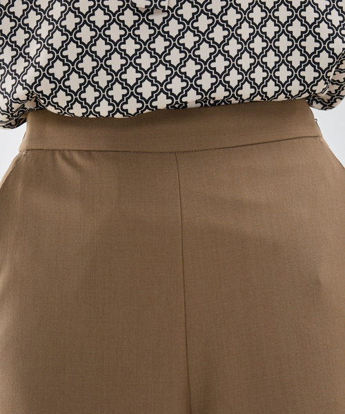 NARACAMICIE（ナラカミーチェ）の「【NARACAMICIE】【セットアップ対応】ワイドクロップドパンツ（その他パンツ・レディース・ブラウン系/ネイビー/ブラウン・M/XL）」の7枚目の写真