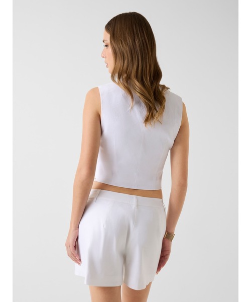 Guess（ゲス）の「CARLA Linen Vest ベスト（ベスト・レディース・ホワイト・X-SMALL/SMALL/MEDIUM）」の2枚目の写真