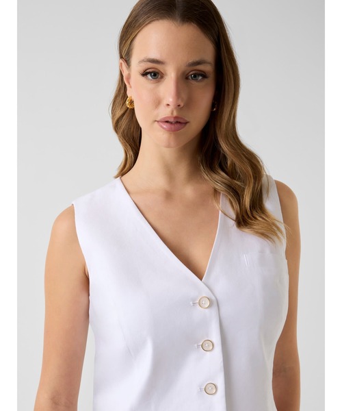 Guess（ゲス）の「CARLA Linen Vest ベスト（ベスト・レディース・ホワイト・X-SMALL/SMALL/MEDIUM）」の3枚目の写真