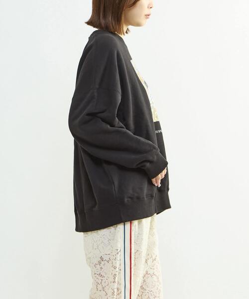 CONVERSE TOKYO（コンバーストウキョウ）の「【CLAMP】『X-エックス-』GRAPHIC SWEAT（スウェット・レディース・ブラック・FREE）」の8枚目の写真