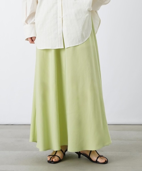 LUCA/LADY LUCK LUCA（ルカ/レディラックルカ）の「LC/LLL バイヤスハギフレアースカート（スカート・レディース・ブラック/ライトグリーン/グレイッシュベージュ・FREE）」の21枚目の写真