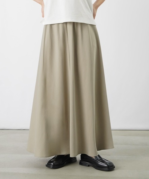 LUCA/LADY LUCK LUCA（ルカ/レディラックルカ）の「LC/LLL バイヤスハギフレアースカート（スカート・レディース・ブラック/ライトグリーン/グレイッシュベージュ・FREE）」の8枚目の写真