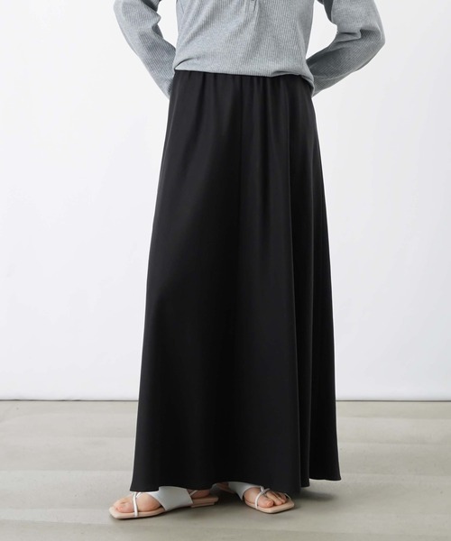 LUCA/LADY LUCK LUCA（ルカ/レディラックルカ）の「LC/LLL バイヤスハギフレアースカート（スカート・レディース・ブラック/ライトグリーン/グレイッシュベージュ・FREE）」の15枚目の写真