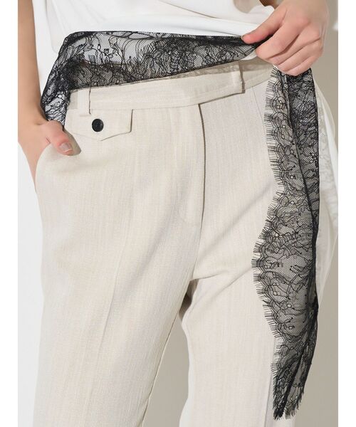 ELENDEEK(エレンディーク)の「シェイプフレアパンツ(その他パンツ・レディース・アイボリー/ネイビー・2/1)」の12枚目の写真