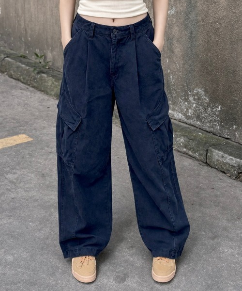 NANEA（ナネア）の「裾絞り2WAワイドカーゴパンツ（カーゴパンツ・レディース・ブラウン/ネイビー/ブラック・MEDIUM）」の7枚目の写真