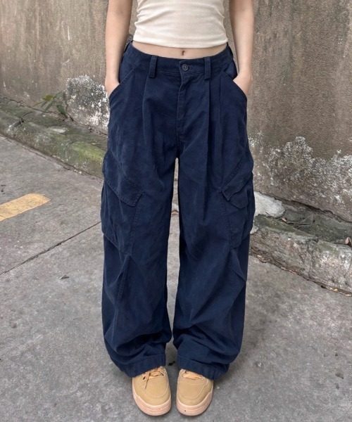 NANEA（ナネア）の「裾絞り2WAワイドカーゴパンツ（カーゴパンツ・レディース・ブラウン/ネイビー/ブラック・MEDIUM）」の8枚目の写真