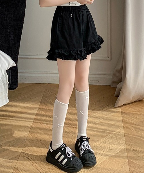 yuue' ( wear )（ユーイ）の「フリルヘムショートパンツ（その他パンツ・レディース・ブラック/ホワイト・FREE）」の11枚目の写真