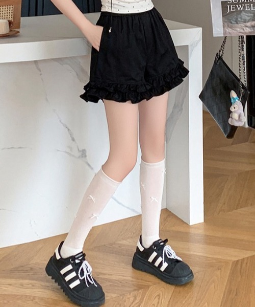 yuue' ( wear )（ユーイ）の「フリルヘムショートパンツ（その他パンツ・レディース・ブラック/ホワイト・FREE）」の4枚目の写真