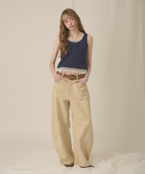 hazyl(ヘイジル)の「lace henry layered tanktop / レースヘンリーレイヤードタンクトップ(タンクトップ・レディース・オフホワイト/ネイビー・フリー)」の15枚目の写真