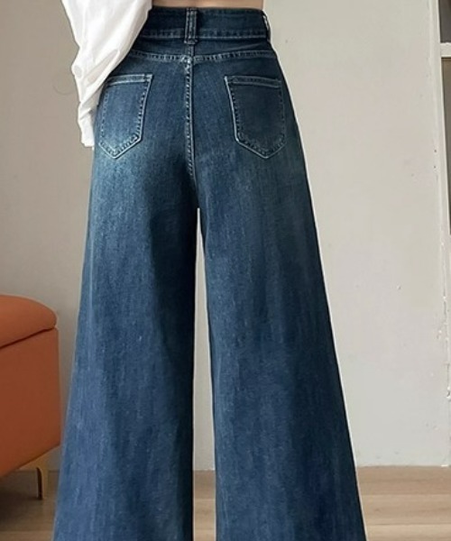 REBALANCE(リバランス)の「ワイドフレアデニムパンツ(デニムパンツ・レディース・A/B・MEDIUM/LARGE/X-LARGE)」の7枚目の写真