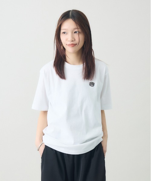 kuros'(クロス)の「【kuros'オリジナル】タスマル刺繍Tee 男女兼用(Tシャツ/カットソー・メンズ・ホワイト/グレー/ブラック・MEDIUM/LARGE/X-LARGE)」の4枚目の写真