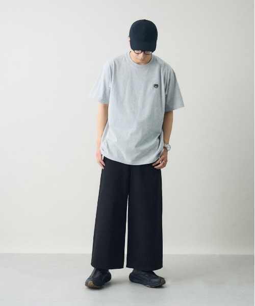 kuros'(クロス)の「【kuros'オリジナル】タスマル刺繍Tee 男女兼用(Tシャツ/カットソー・メンズ・ホワイト/グレー/ブラック・MEDIUM/LARGE/X-LARGE)」の10枚目の写真
