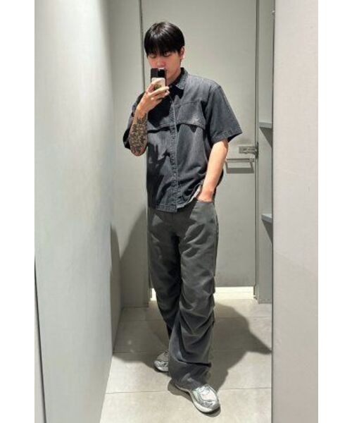INSILENCE(インサイロンス)の「フラッシュハーフデニムシャツ WASHED BLACK(シャツ/ブラウス・レディース・その他・LARGE/MEDIUM/SMALL)」の16枚目の写真