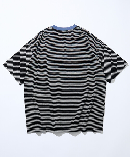 Russell Athletic（ラッセルアスレティック）の「限定展開 RUSSELL ATHLETIC×FREAK'S STORE ラッセル アスレチック 別注 ビッグシルエット ワンポイントロゴ ボーダー クルーネック Tシャツ カットソー 半袖（Tシャツ/カットソー・メンズ・ブラック/ベージュ/ホワイト・SMALL/MEDIUM/LARGE）」の5枚目の写真