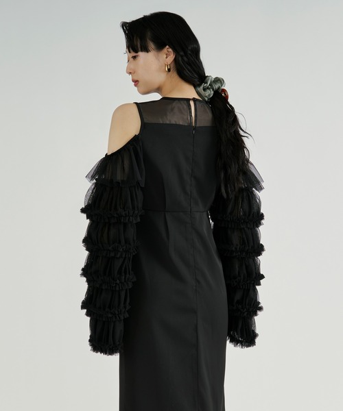 Ezick(エジック)の「2way Sleeve Ruffle Dresss 2wayラッフルスリーブドレス(ドレス・レディース・ブラック/グレー・FREE)」の17枚目の写真