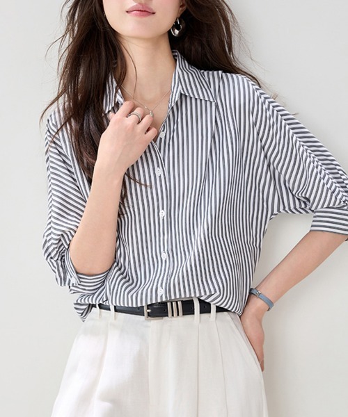ONEP STAR(ワンピスター)の「バックデザイン七分袖ストライプシャツ(シャツ/ブラウス・レディース・ストライプ・X-LARGE/LARGE/MEDIUM)」の5枚目の写真