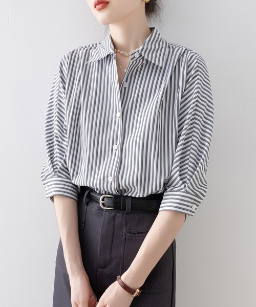ONEP STAR(ワンピスター)の「バックデザイン七分袖ストライプシャツ(シャツ/ブラウス・レディース・ストライプ・X-LARGE/LARGE/MEDIUM)」の11枚目の写真
