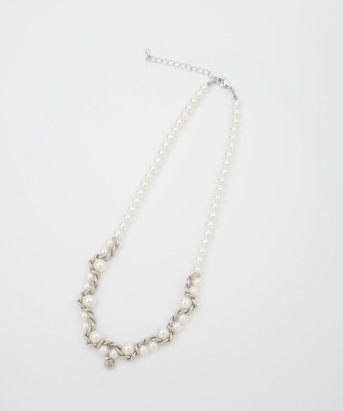 SOEMIN(ソミン)の「Pearl and metal combination necklace/パール&メタルネックレス(ネックレス・レディース・ホワイト・FREE)」の6枚目の写真