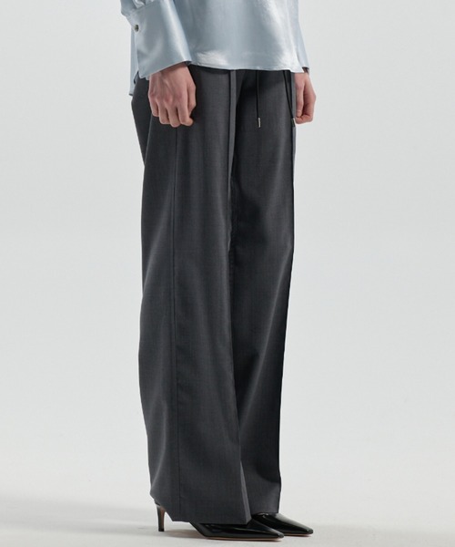 CINOH(チノ)の「TWILL RELAXED PANTS(その他パンツ・レディース・ブラック/グレー/カーキ・38/36)」の7枚目の写真