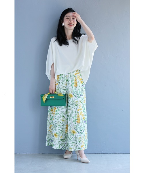 cawaii(カワイイ)の「体のライン拾わない!錯覚ドルマントップス(Tシャツ/カットソー・レディース・ブラック/オフホワイト/ピンク・FREE)」の12枚目の写真