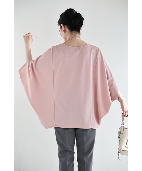 cawaii(カワイイ)の「体のライン拾わない!錯覚ドルマントップス(Tシャツ/カットソー・レディース・ブラック/オフホワイト/ピンク・FREE)」の13枚目の写真