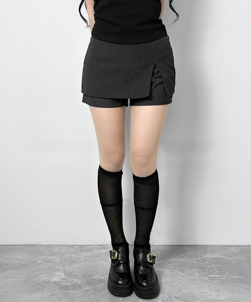 FOLLOWIN(フォロウィン)の「2COLOR/ピンストライプレイヤードミニスカート【 インパン仕様 】(スカート・レディース・グレー/ブラック・LARGE/SMALL/MEDIUM)」の16枚目の写真