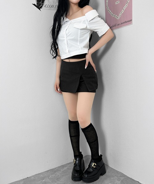 FOLLOWIN(フォロウィン)の「2COLOR/ピンストライプレイヤードミニスカート【 インパン仕様 】(スカート・レディース・グレー/ブラック・LARGE/SMALL/MEDIUM)」の4枚目の写真