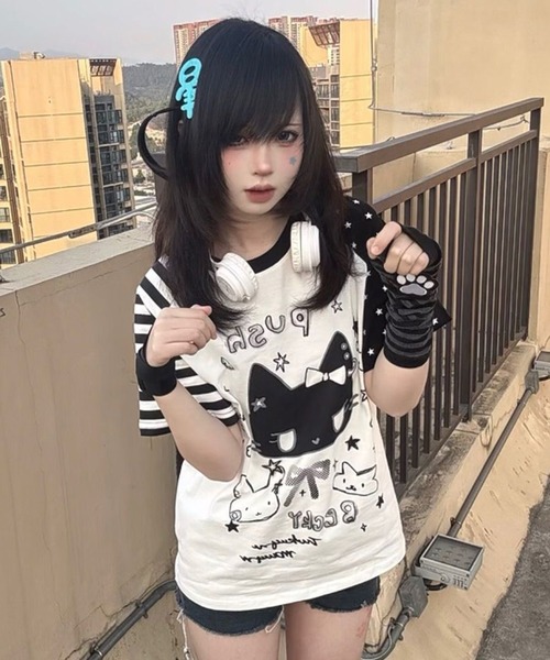 AsheKsha(アシクシャ)の「日系スイートクール猫柄切替ラグランスリーブTシャツ(Tシャツ/カットソー・レディース・ブラック/ホワイト・M)」の15枚目の写真