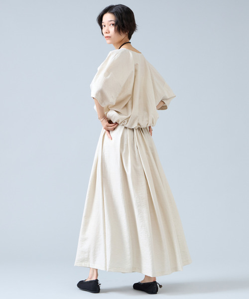 Liesse(リエス)の「Vネックバルーンショートブラウス(セットアップ可)(シャツ/ブラウス・レディース・アイボリー/ブラック・FREE)」の6枚目の写真