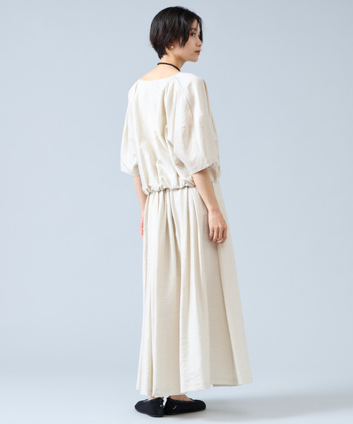 Liesse(リエス)の「Vネックバルーンショートブラウス(セットアップ可)(シャツ/ブラウス・レディース・アイボリー/ブラック・FREE)」の7枚目の写真