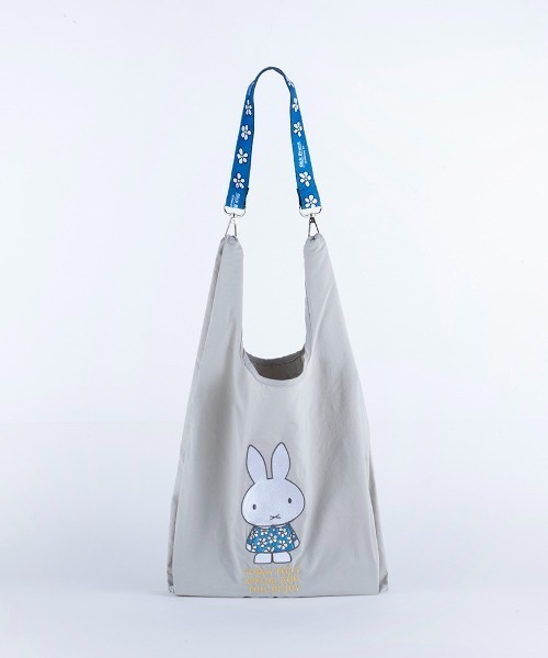 Dick Bruna(ディックブルーナ)の「Dick Bruna ストラップ付ショッパーバッグ <バースデー>(トートバッグ・レディース・グレー系その他/ホワイト系その他・FREE)」の6枚目の写真