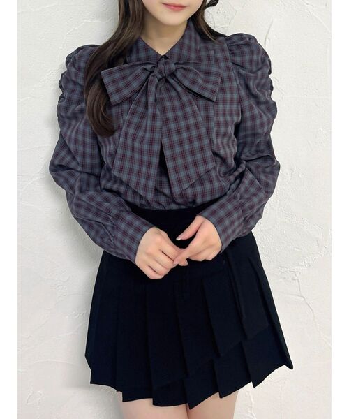 dazzlin(ダズリン)の「2WAYボウタイペプラムブラウス(シャツ/ブラウス・レディース・クリア/ピンク/ブルー/その他1/オフホワイト/ホワイト・FREE)」の1枚目の写真