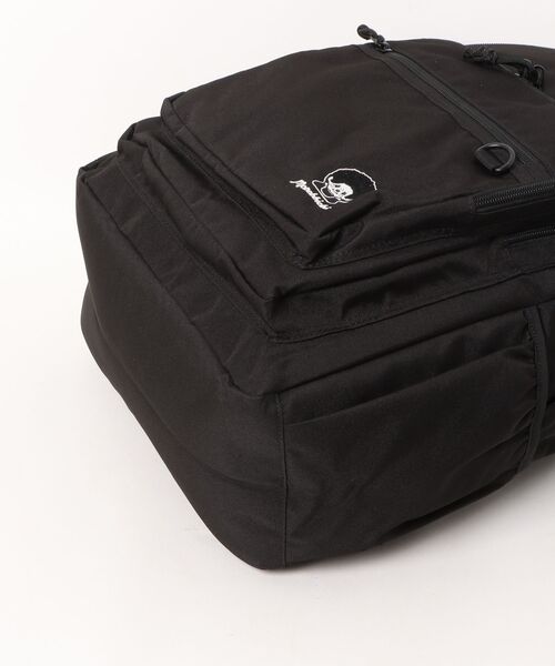 MEI OCEAN（メイオーシャン）の「メイオーシャン×モンチッチ リュックサック 31L(ST)（バックパック/リュック・メンズ・ブラック×ブラック・FREE）」の3枚目の写真