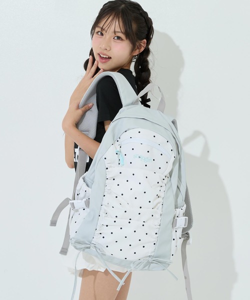 ANAP GiRL(アナップガール)の「【12L】シャーリングリボンリュック(ショルダーバッグ・キッズ・ブラック/ライトグレー/サックスブルー・F)」の2枚目の写真